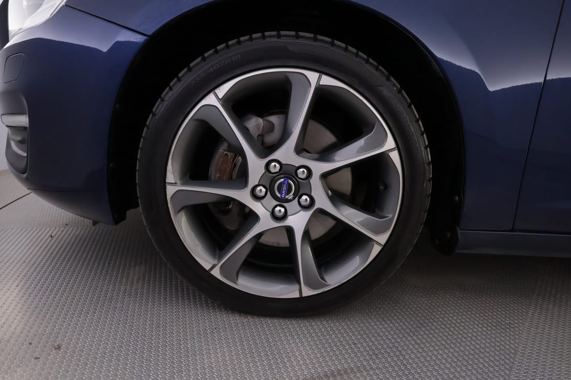 Volvo V60 2015 - miniatyr 13