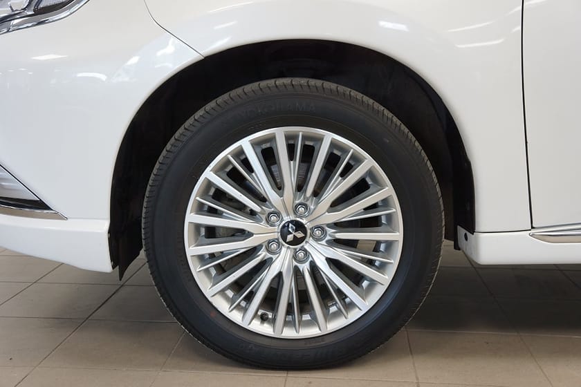 Bild 5 av Mitsubishi Outlander PHEV CVT 224HK COMFORT | LEASEBAR FÖR FÖRETAG