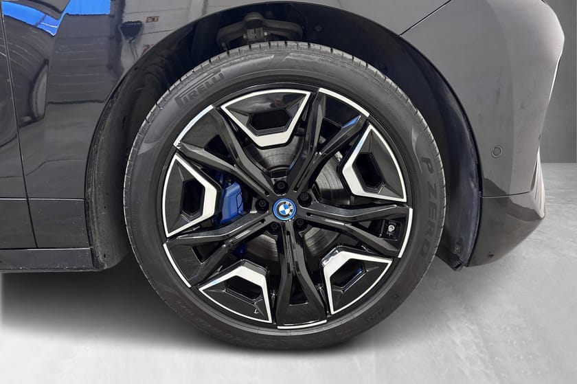 Bilde 5 av BMW iX xDrive50