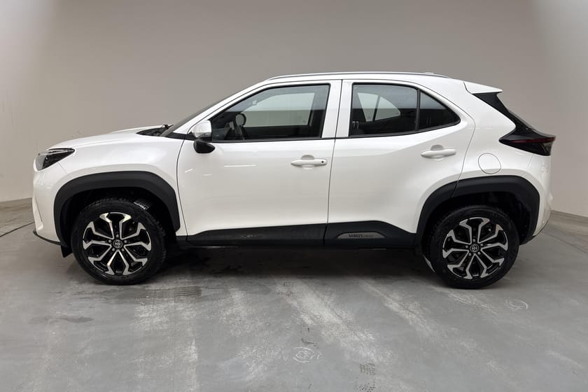 Bild 2 av Toyota Yaris Cross Hybrid AWD-i 1.5 AWD (116hk) Active Plus
