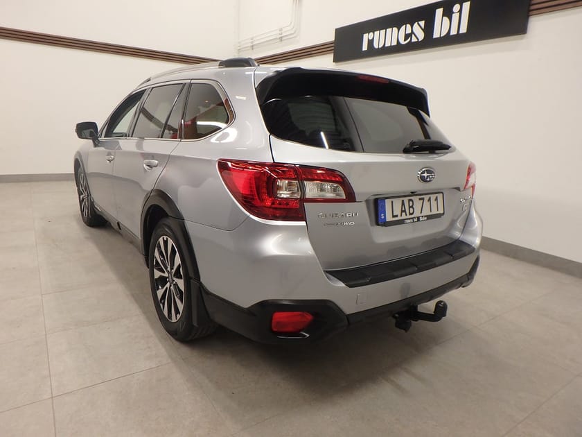 Bild 3 av Subaru Outback 2.0 4WD Lineartronic Euro 6 Summit Krok