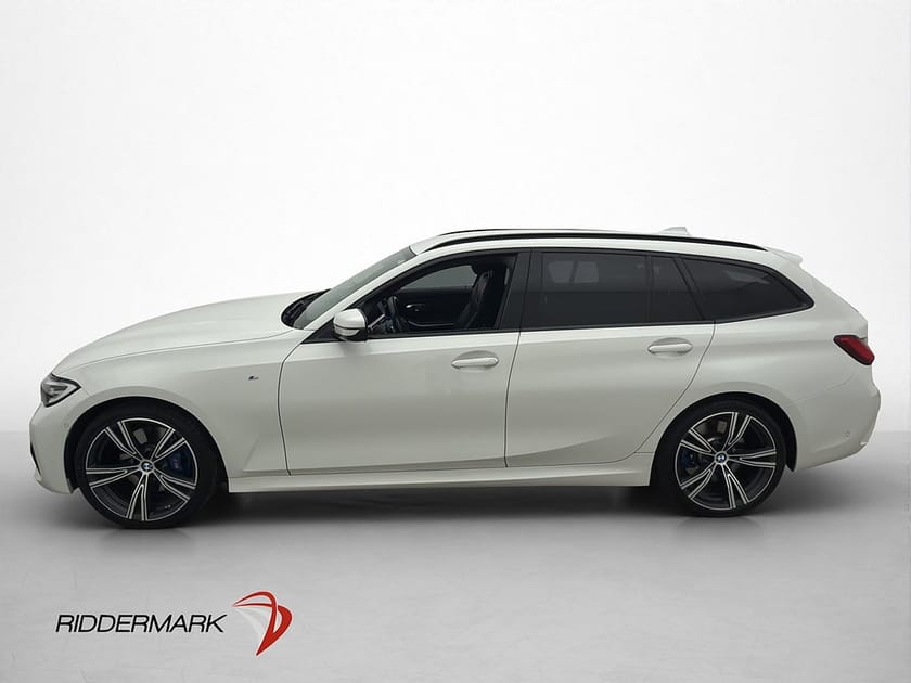 Bild 2 av BMW 330i xDrive Touring 258hk M-Sport Värmare Cockpit Drag Kamera