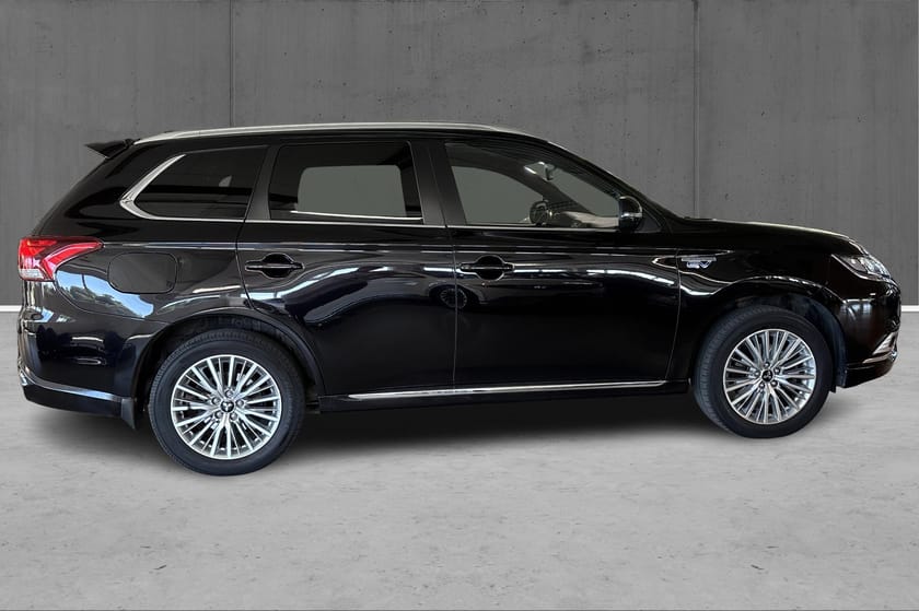 Bilde 4 av Mitsubishi Outlander PHEV Instyle+ Skinn, ACC, 360 kamera, H.feste