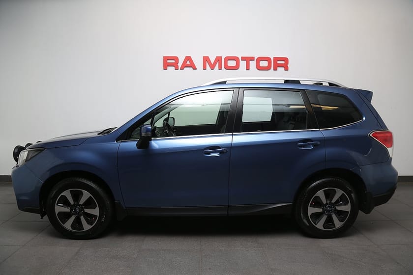 Bild 2 av Subaru Forester 2,0i 150hk XL AWD Aut Extraljus Motorv Drag
