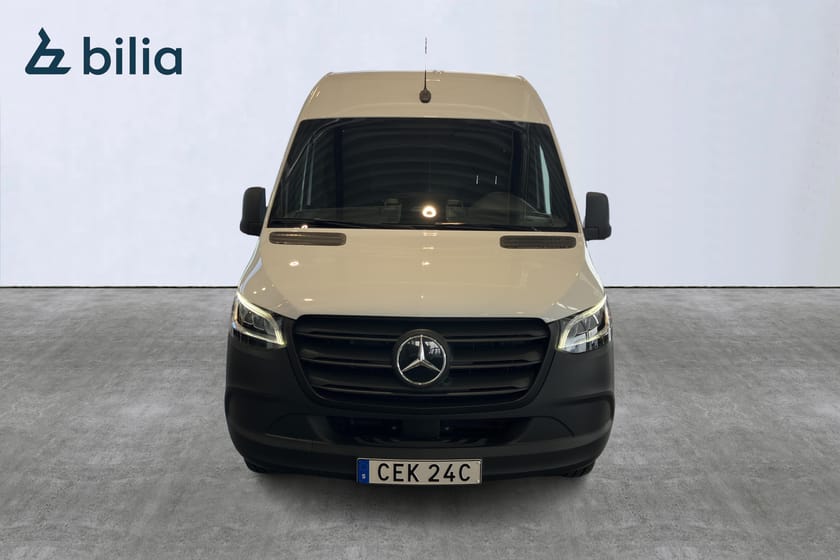 Bild 3 av Mercedes-Benz eSprinter 320 81 kWh 204hk Drag Moms B-kamera