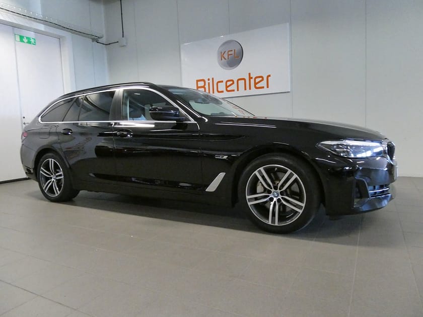 Bild 5 av BMW 530e xDrive Touring Aut-Drag-Kamera-Skinn-Navi-Värmare-SoV