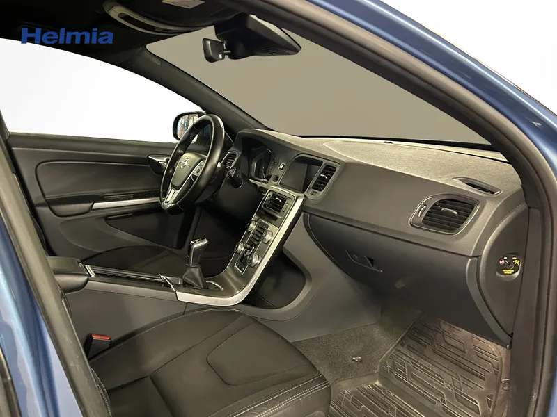 Bild 6 av 15 – Volvo V60 D2 Business Advanced Momentum