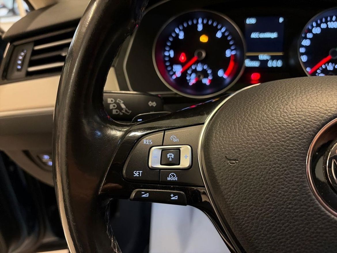 Volkswagen Volkswagen Passat Sportscombi — bild 16
