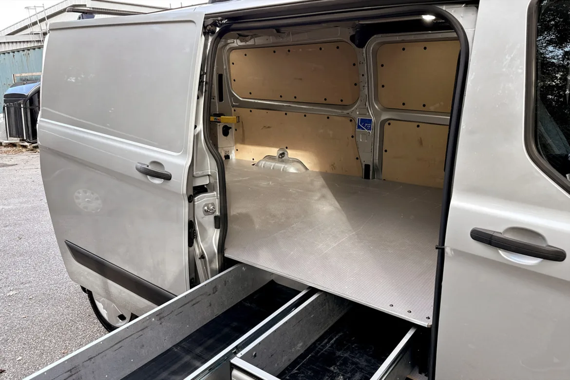 Ford Transit Custom 300