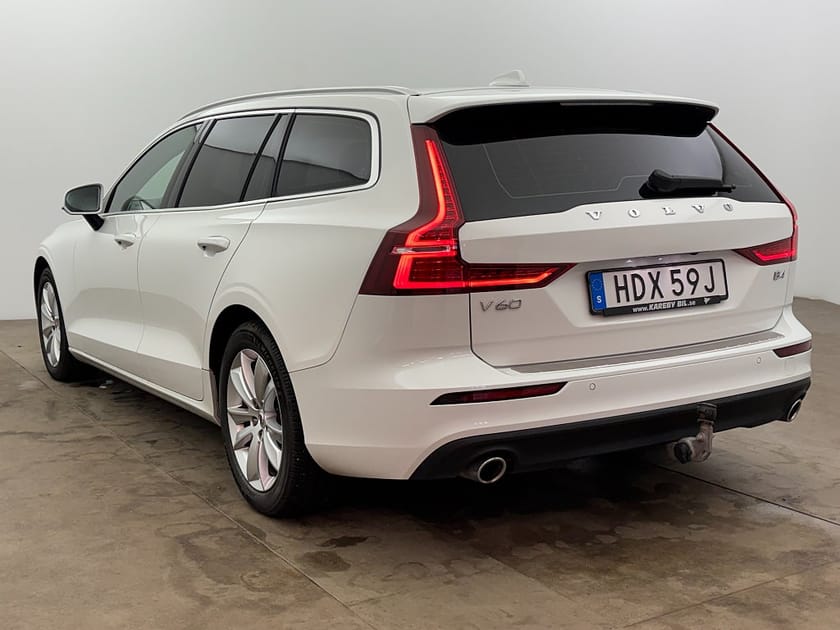 Bild 4 av Volvo V60 B4 Momentum Advanced SE Backkamera Drag Navi
