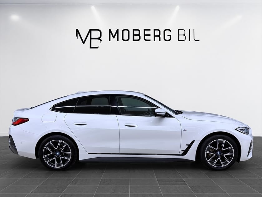 Bild 4 av BMW i4 eDrive40 Gran Coupé 340hk Helg på Moberg! M Sport