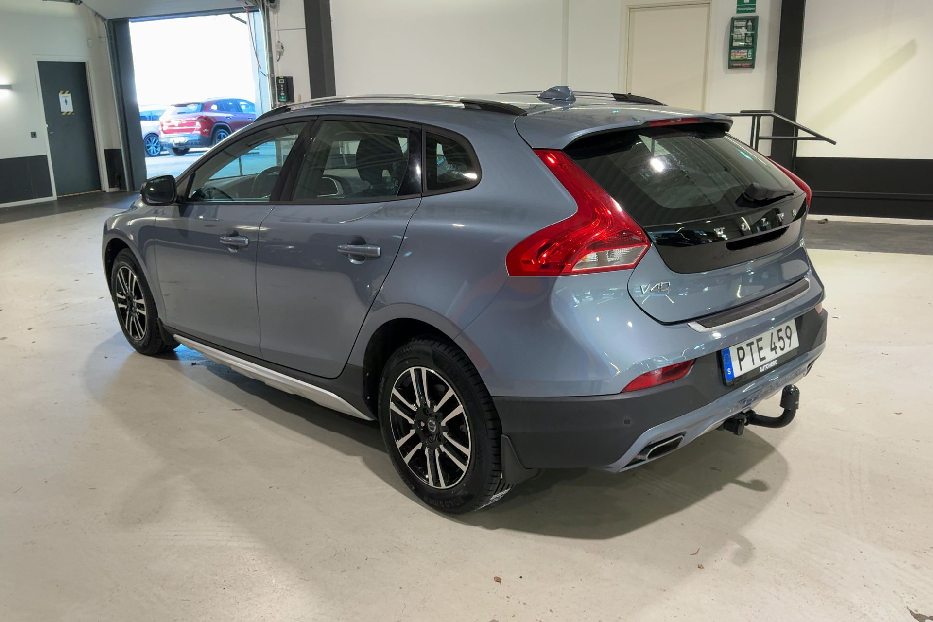 Volvo V40 Cross Country 2017, kuva 3/10