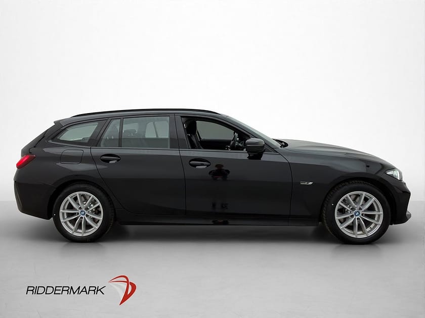 Bild 5 av BMW 330e xDrive Touring Widescreen Navi CarPlay MOMS