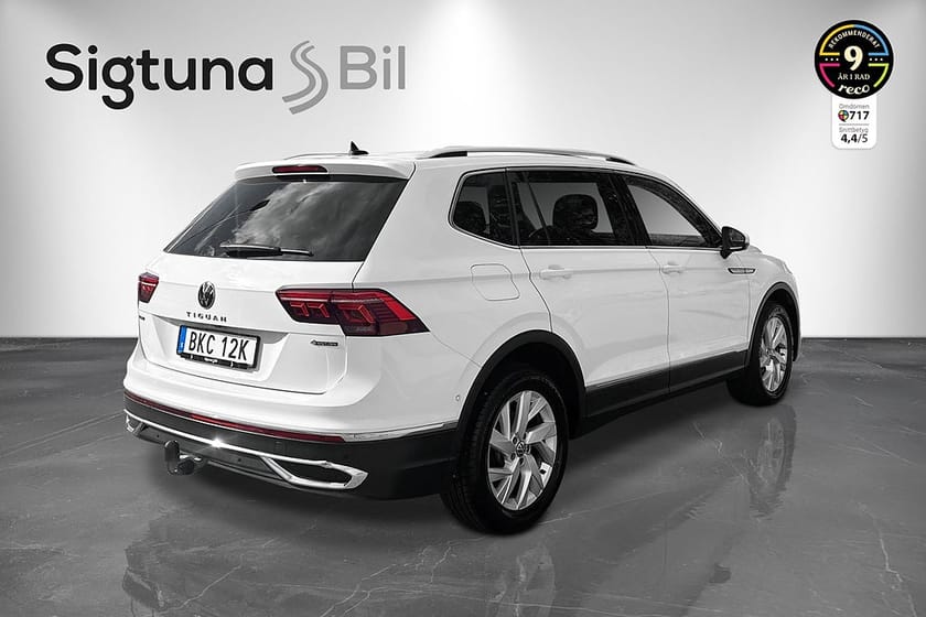 Bild 5 av Volkswagen Tiguan Allspace 5-sätes 5-sits 2.0 TDI 4Motion Elegance Cockpit / Drag