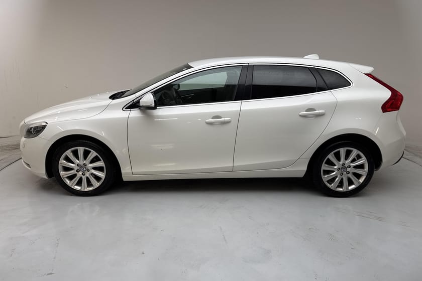 Bild 2 av Volvo V40 D2 (115hk) Momentum Värmare