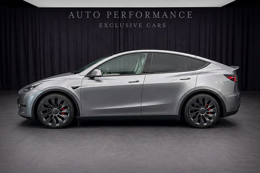 Bild 2 av Tesla Model Y Performance 534hk Dragkrok / Hemleverans /