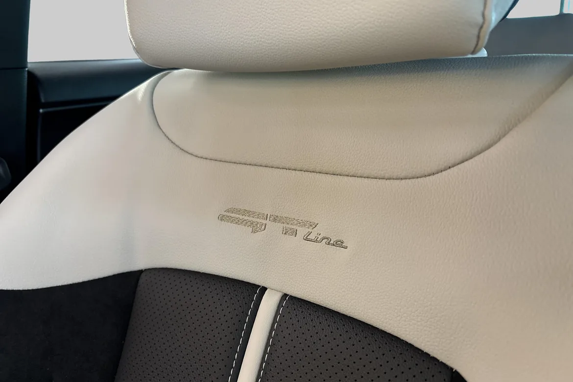 picture of a car
