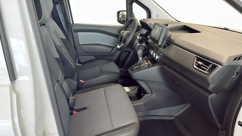 Bild 3 av Renault Kangoo Skåpbil L2  NORDIC LINE DCI 115 EDC AUTOMAT (MY2025)