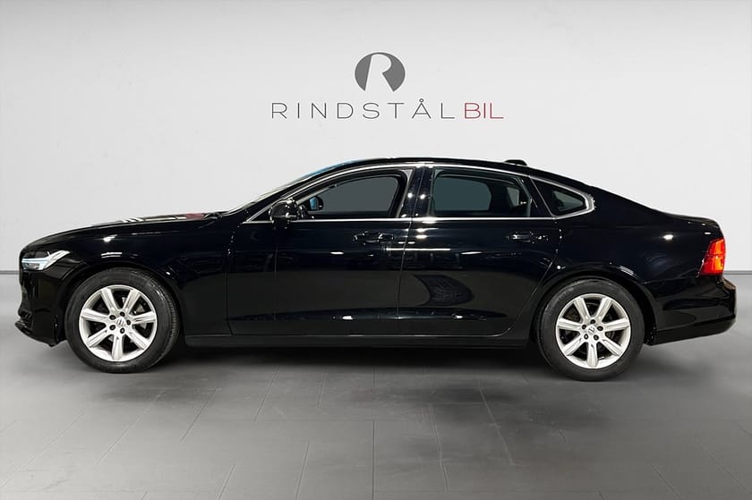 Bild 4 av Volvo S90 D3 150 HK KINETIC D-VÄRM PDC NYSERV NYBES 2BRUKARE 17"
