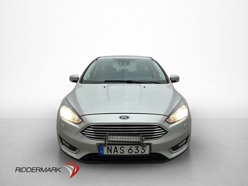 Bild 2 av Ford Focus 1.0 100hk Titanium Farthållare Kamera Bluetooth