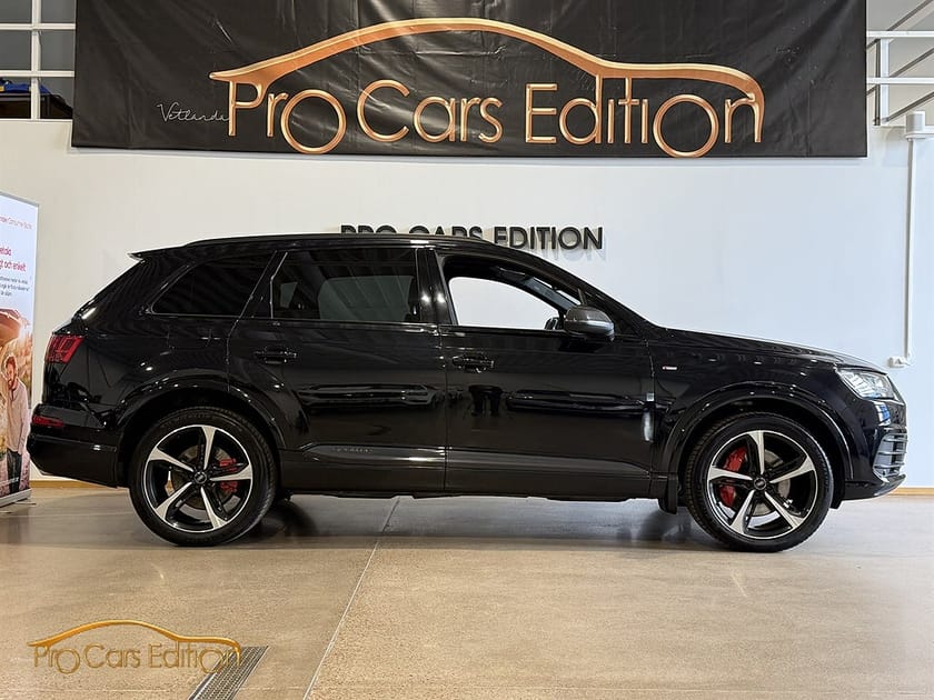 Bild 3 av Audi Q7 3.0 TDI V6 quattro|272hk S Line|CarPlay|Drag|B-kamera