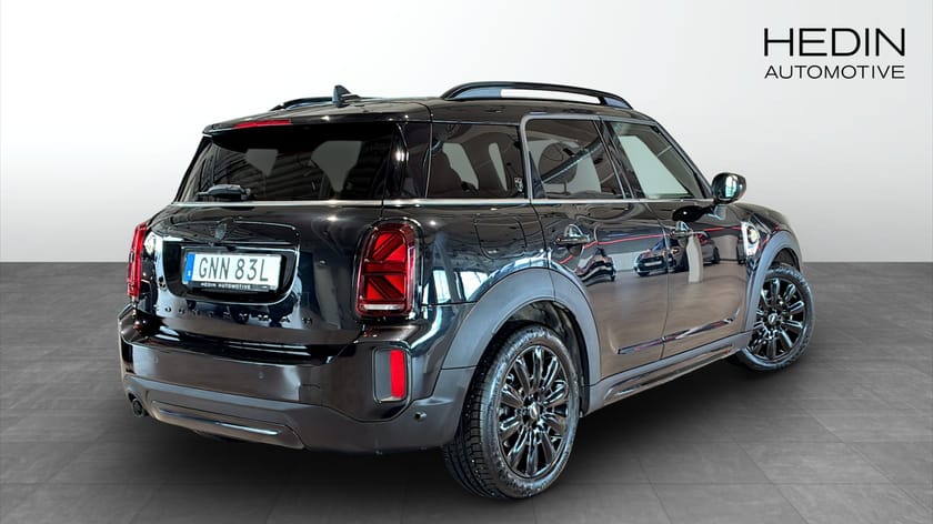 Bild 2 av MINI Countryman Cooper SE ALL4 220 hk / Navi / Apple CarPlay / Harman Kardon / HuD