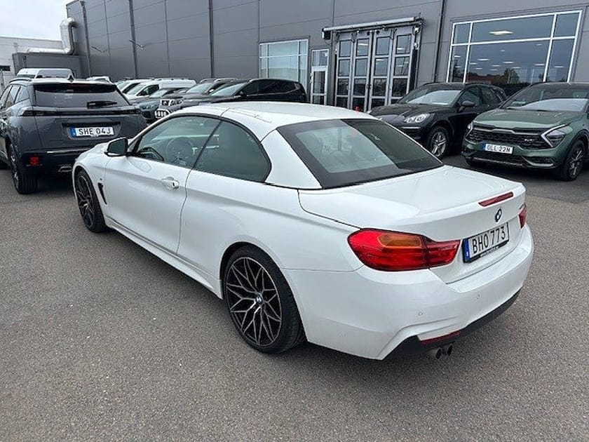 Bild 3 av BMW 428i Convertible 428 Cabriolet  M Sport / Läder / Automat / Navigation