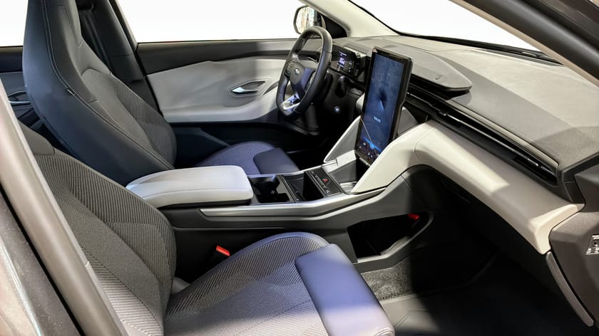 Bild 3 av Ford Explorer EV Extended Range RWD Long Business Edition