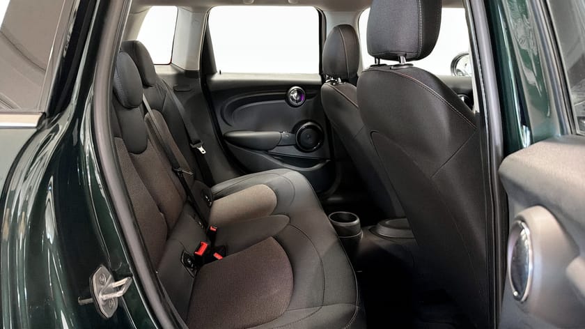 Bild 5 av MINI Cooper Pepper 136Hk / P-sensorer / Farthållare