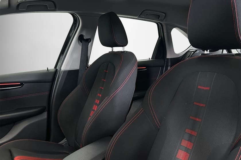 Bild 5 av BMW 218d Active Tourer Sport Line | Aut | Drag | F-hållare