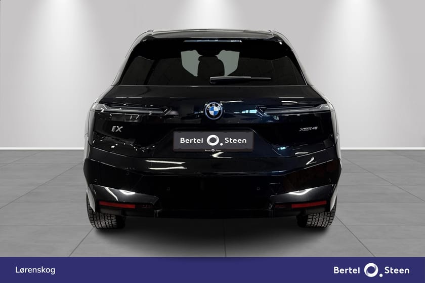 Bilde 4 av BMW iX xDrive40