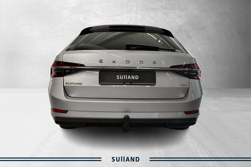 Bilde 4 av Škoda Superb Stasjonsvogn STYLE, 4X4, WEBASTO, HENGERFESTE