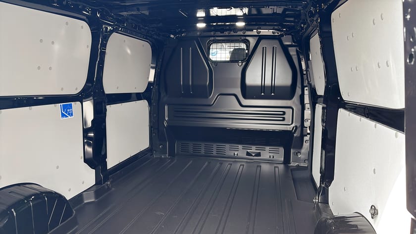 Bild 5 av Ford Transit Custom 82.5 kWh AWD E-CUSTOM 26.50 SPORT SKÅP 340L (L2) 286HK