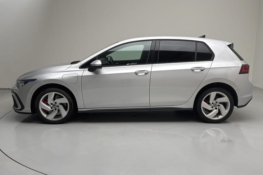 Bild 2 av Volkswagen Golf GTE VIII 1.4 5dr (245hk) Dragpaket Matrix
