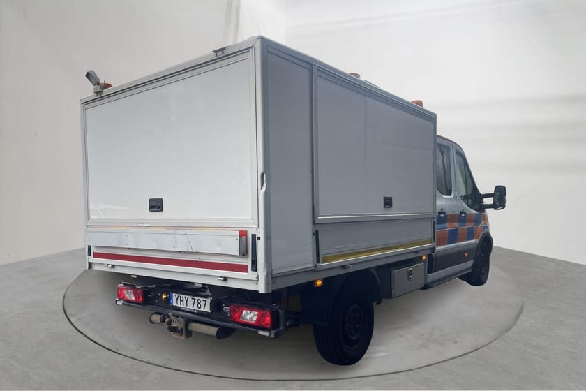 Bild 5 av Ford Transit 350 Chassi Dubbelhytt 2.0 TDCi 170hk Dubbelhytt, Kran