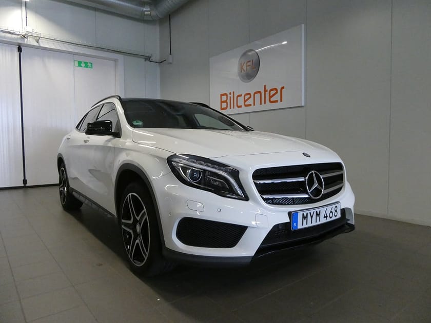 Bild 4 av Mercedes-Benz GLA 220 d 4MATIC AMG Line Aut-Pano-Kamera-H&K-Nyservad-SoV