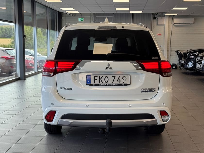 Bild 4 av Mitsubishi Outlander PHEV CVT Drag Värmare 203hk