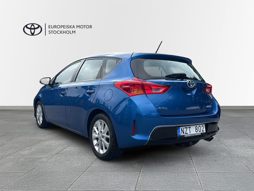 Bild 2 av Toyota Auris 1.6 5D ACTIVE - V-HJUL/DRAG/NYSERVAD