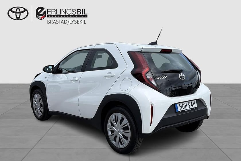 Bild 2 av Toyota Aygo X 1.0 VVT-i CVT PLAY