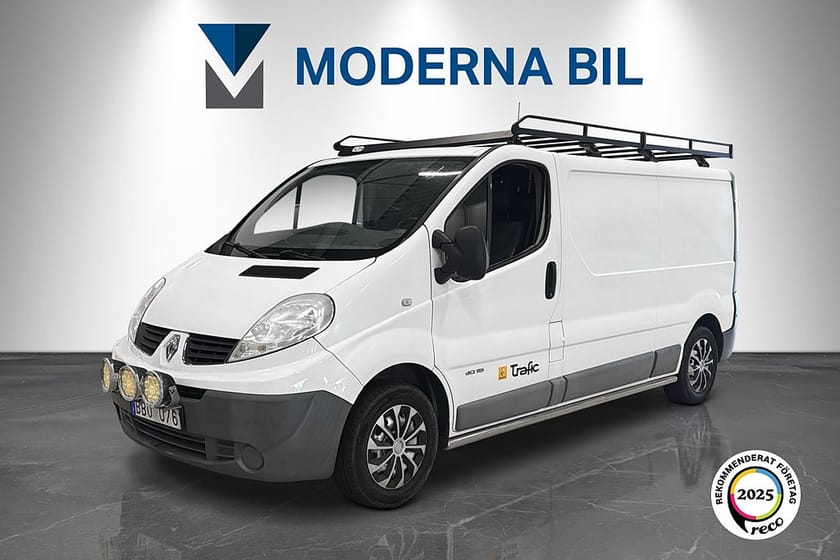 Bild 1 av Renault Trafic Skåpbil L2H1 Crossbuss Lasthållare Dragkrok 3-sits 114hk