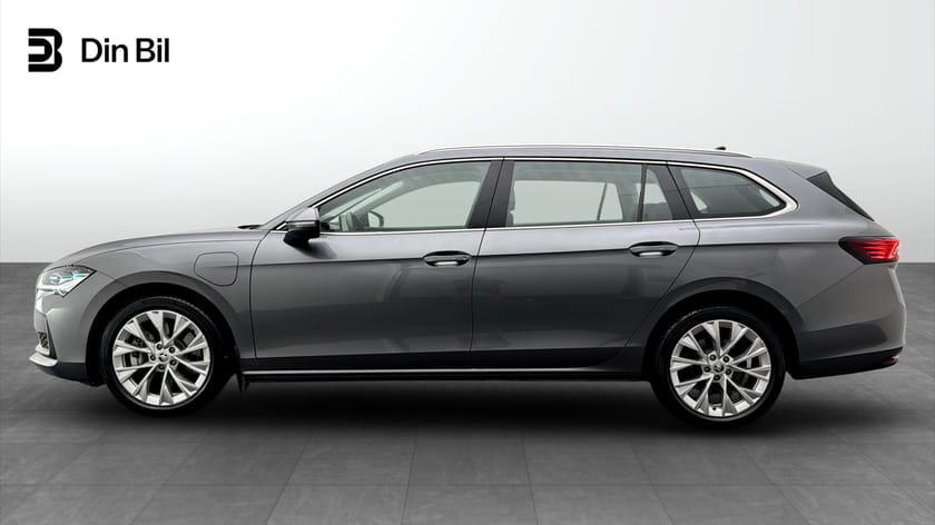Bild 2 av Škoda Superb iV Kombi Selection 204hk DSG / Dragkrok