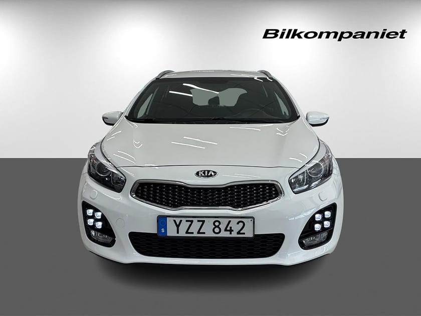 Bild 2 av Kia cee'd_sw 1.6 CRDi GT-Line S-V hjul Diesel Värmare Drag
