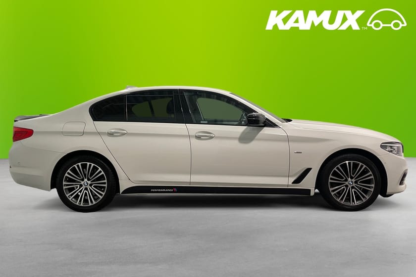 Bild 2 av BMW 520d Sedan Sport line Backkamera Navi 190hk