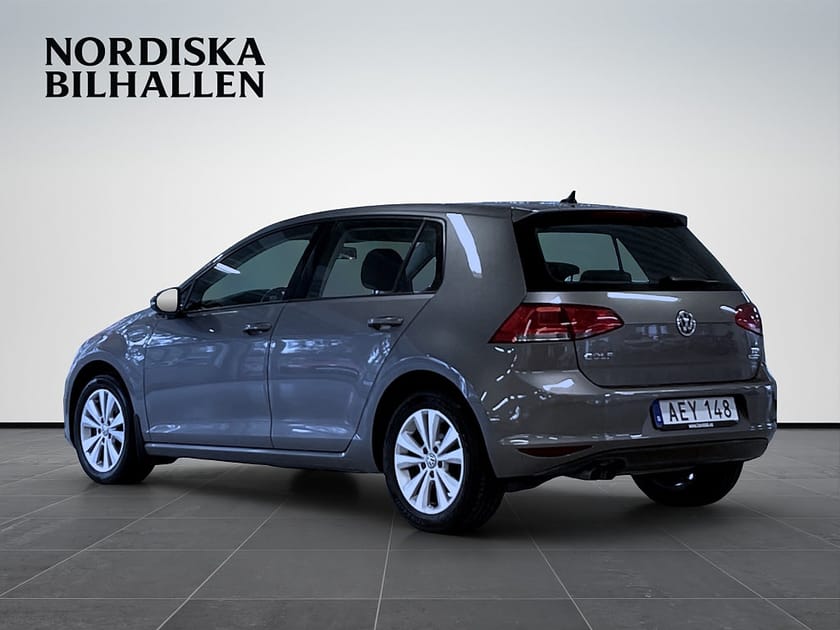 Bild 5 av Volkswagen Golf **RESERVERAD**