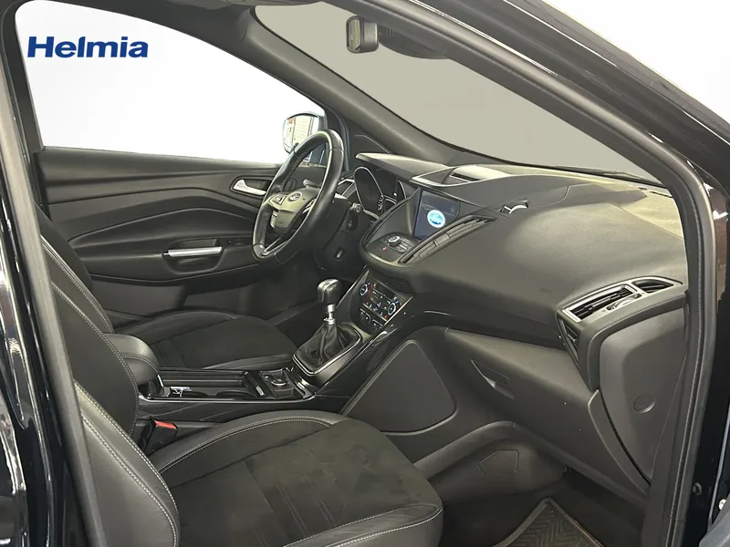 Bild 7 av 9 – Ford Kuga 1.5 150 ST-Line II 5-d