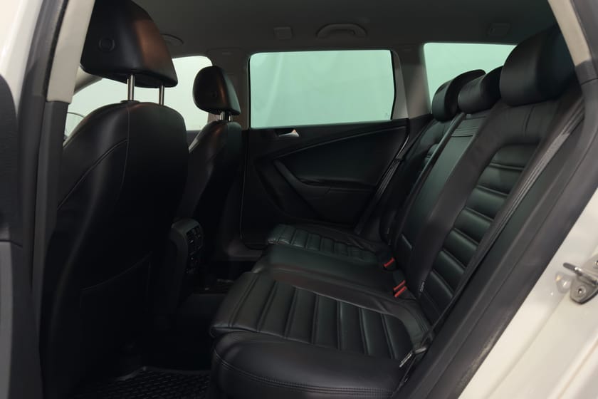 Bild 4 av Volkswagen Passat Variant 2.0 TDI DPF 4Motion R-LINE