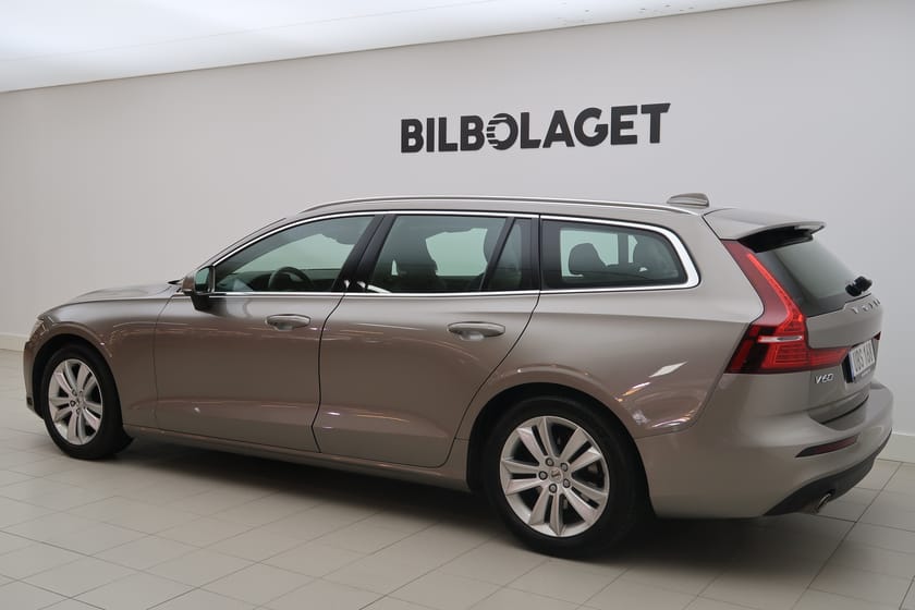 Bild 3 av Volvo V60 D4 Momentum Advanced Edition/Nav/Kamera/Klimatpkt/Teknikpkt/Värmare/DynamiskLED