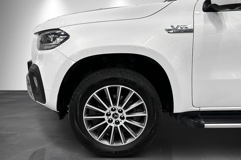 Bild 2 av Mercedes-Benz X 350 d 4MATIC Power Line 258hk Moms 360° Drag Navi Värm Kåpa