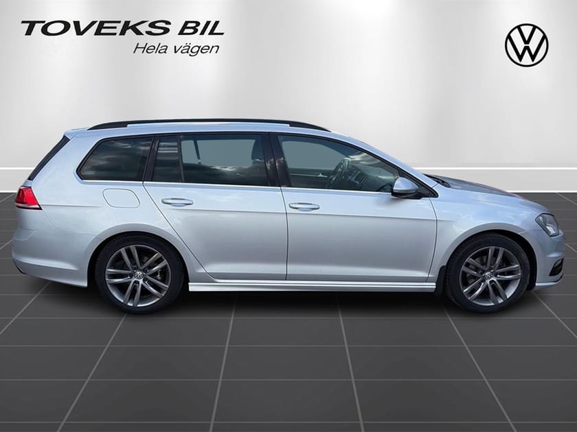 Bild 2 av Volkswagen Golf Sportscombi 1,4 TSI 140 Hk R-Line