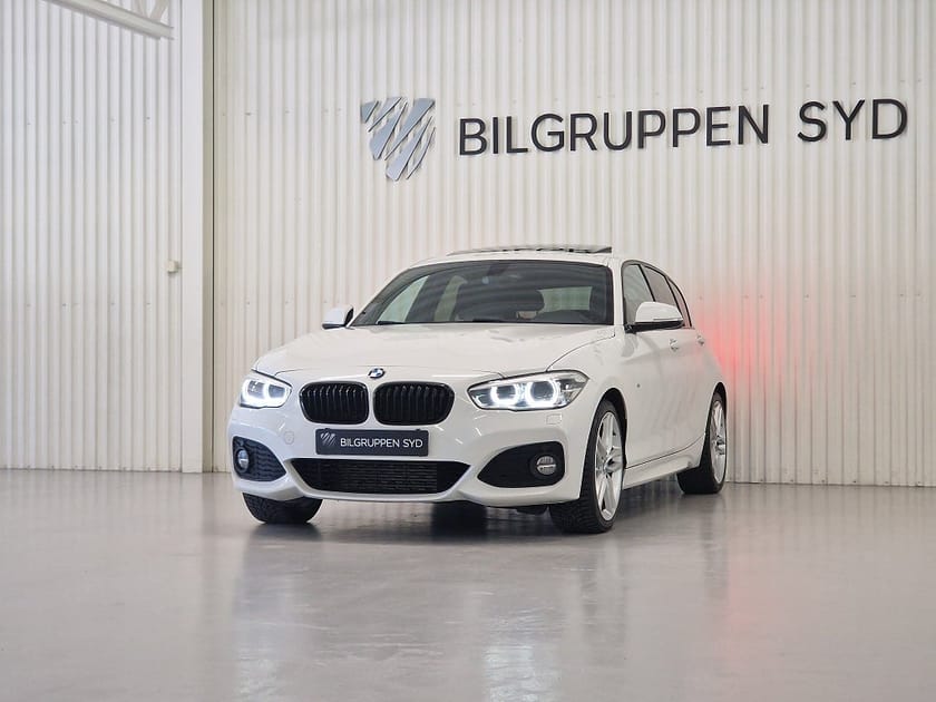 Bild 3 av BMW 118d 5-dörrars Steptronic M Sport|Taklucka|H/K|Keyless